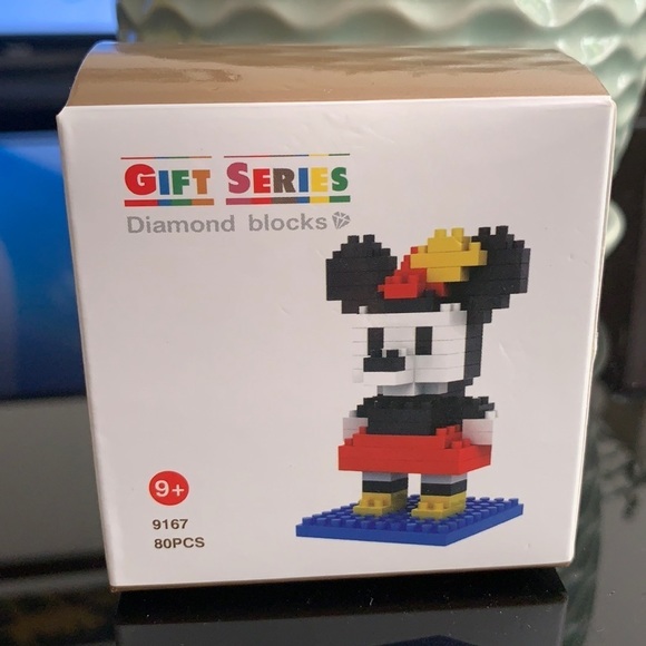 𝅺LOZ Mickey Mouse Gift Series Diamond Blocks - Picture 1 of 2